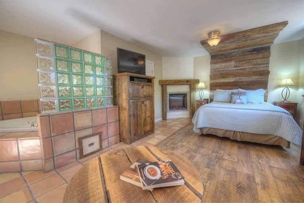 Inn At Авила Бийч Екстериор снимка